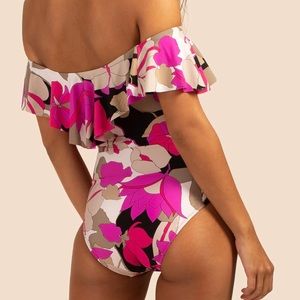 Trina Turk NWT Lynx off the shoulder one piece swimsuit-size 10